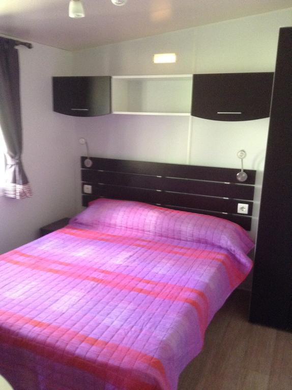 Camping Pineta Hotel Urbino Exterior photo